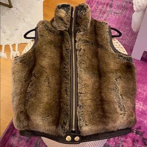 Women’s Faux fur vest
